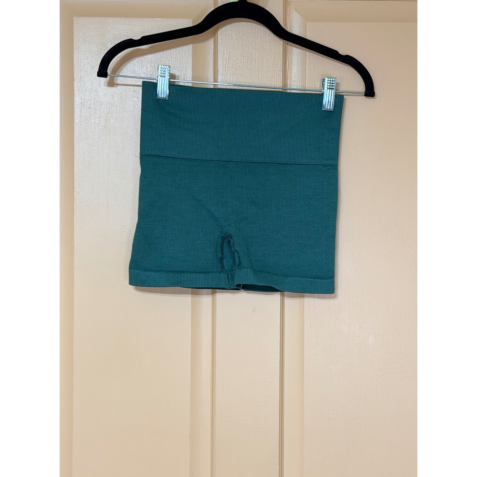 Tna Aritzia Seamless Ribbed Athletic Shorts Teal Green High Waisted Small